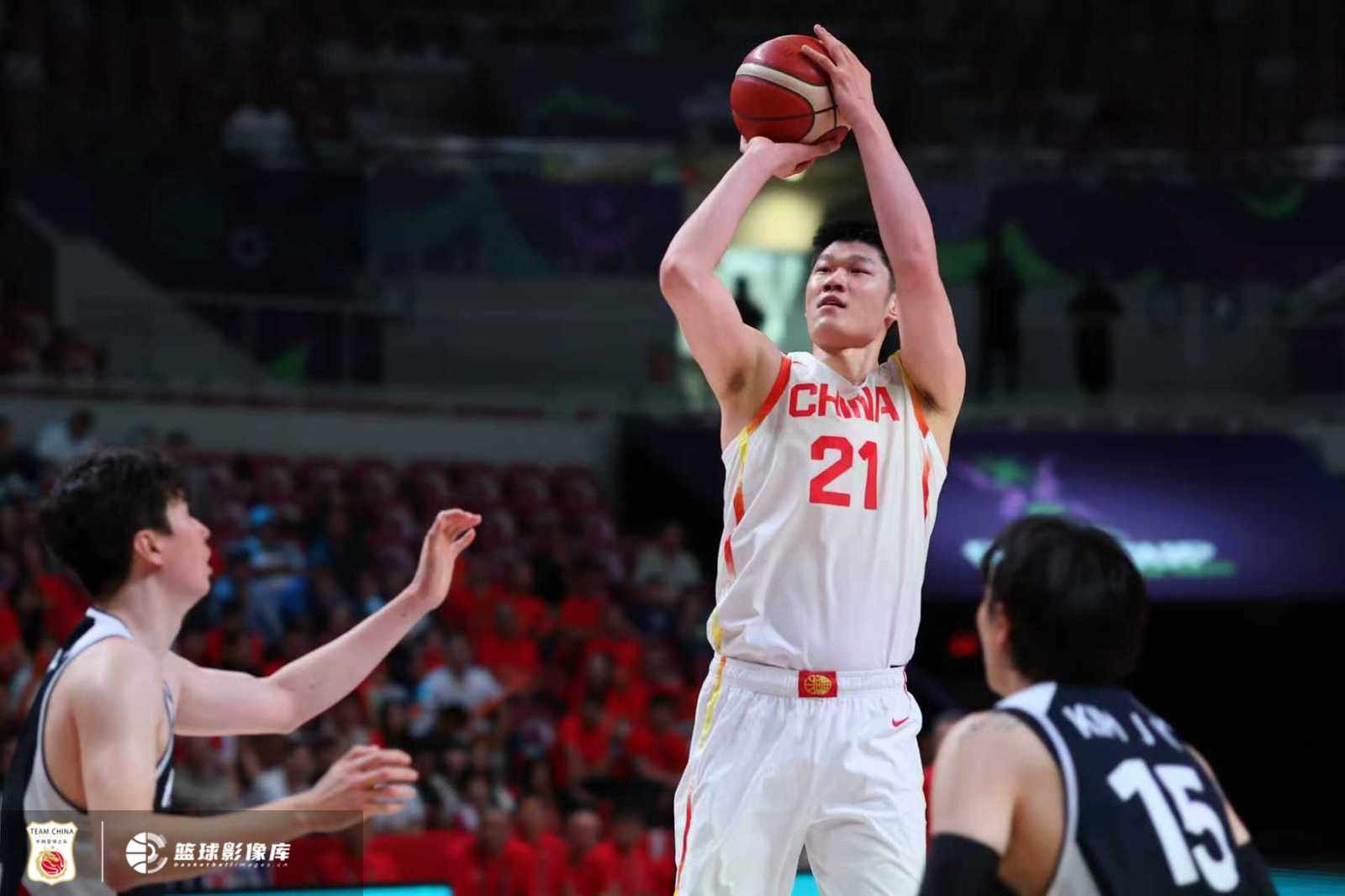 九游app最新版下载安装-体坛周报：男篮如何逆袭新西兰？指望胡金秋爆发还需后卫复苏