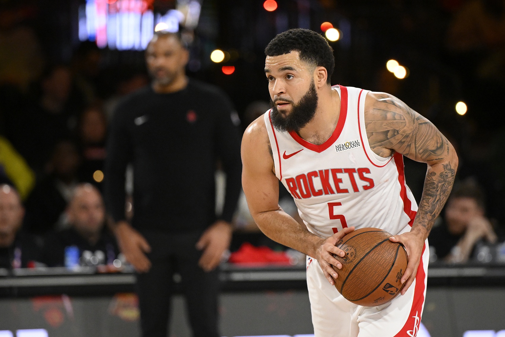 九游app下载最新版本-贝弗利谈火箭本季的成功：GM&amp;乌度卡&amp;范乔丹&amp;医疗团队是四功臣