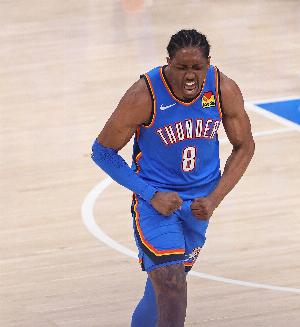 九游app下载最新版本-杰伦威：我们成为了其他队的猎杀目标 但还没人真把我们当回事